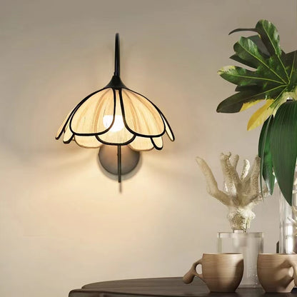 Retro Weaving Rattan Petal Wall Light