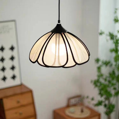 Retro Weaving Rattan Petal Pendant Lamp