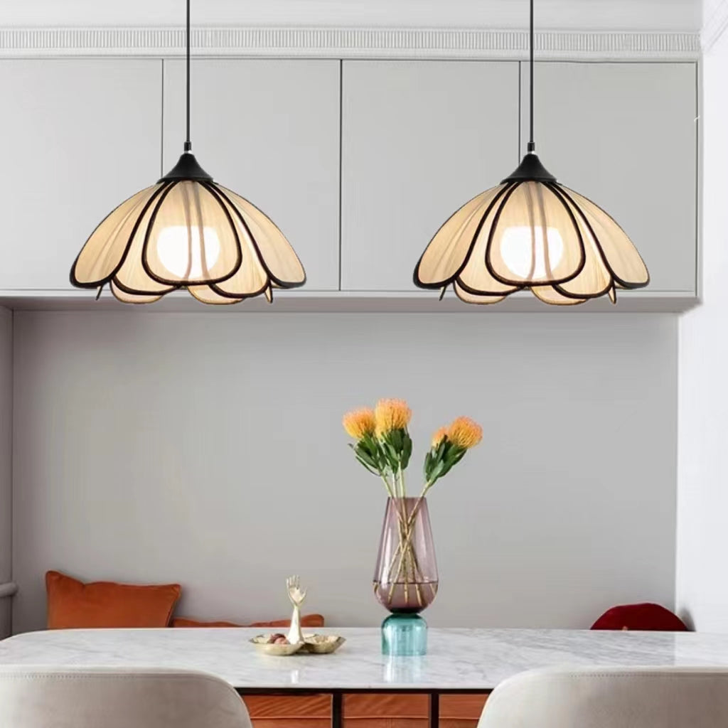 Retro Weaving Rattan Petal Pendant Lamp