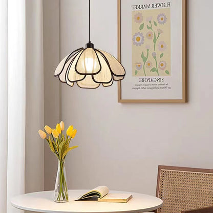 Retro Weaving Rattan Petal Pendant Lamp