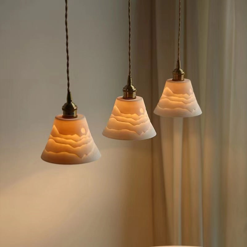 Retro Classic White Ceramic Pendant Lamp