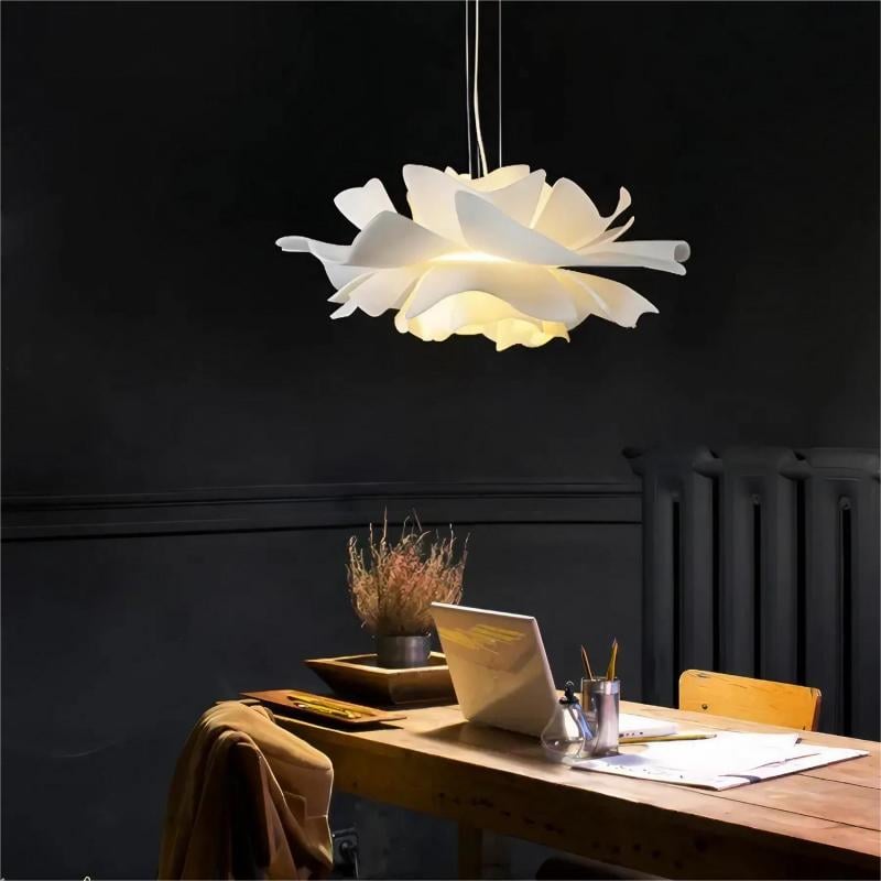 Nordic Creative Flower Pendant Light