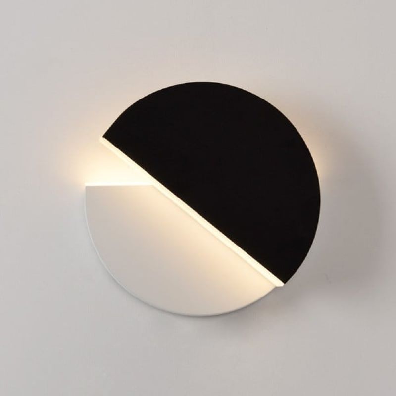 Creative Rotatable Nordic Style Wall Sconce